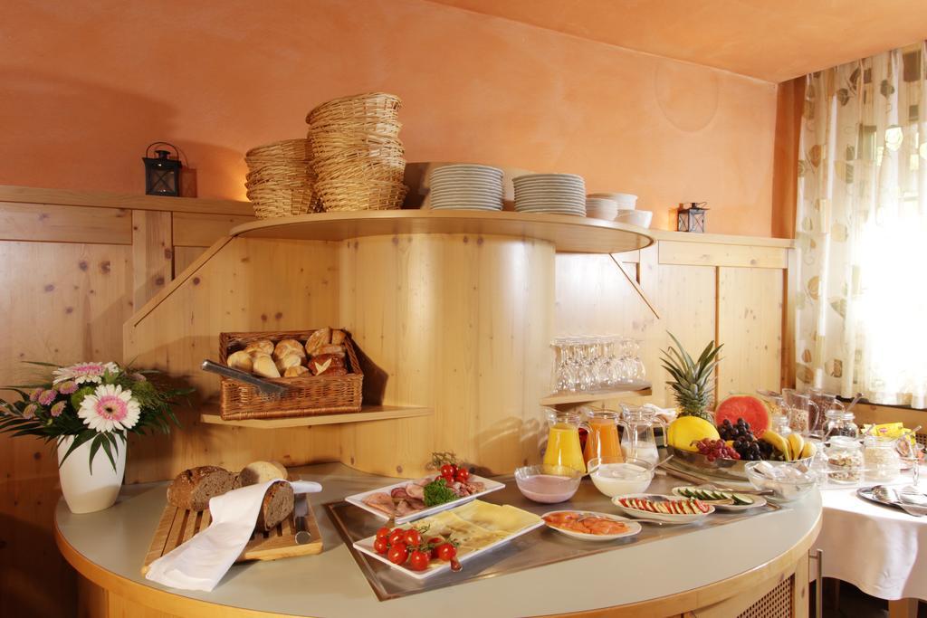 Hotel Restaurant Reichsadler Buchen  Ngoại thất bức ảnh