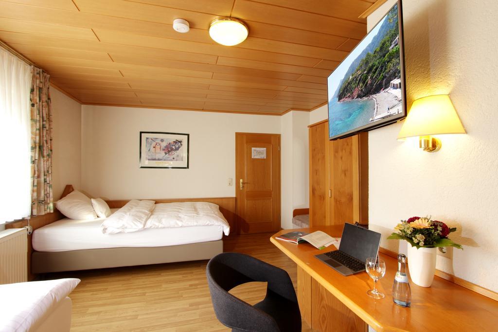 Hotel Restaurant Reichsadler Buchen  Ngoại thất bức ảnh